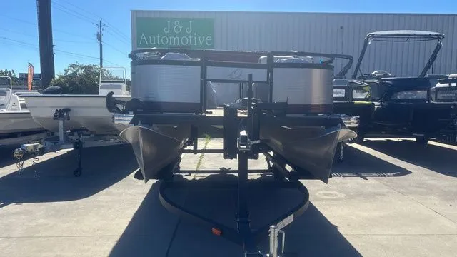 Slide: The Image of Qwest 814 CTR FISH 2023 - 8