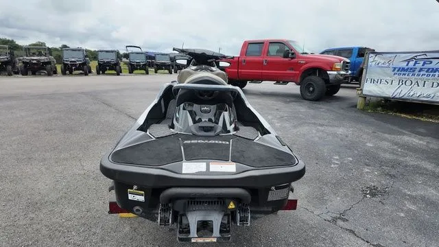 Slide: The Image of Sea-Doo GTX 2016 - 10