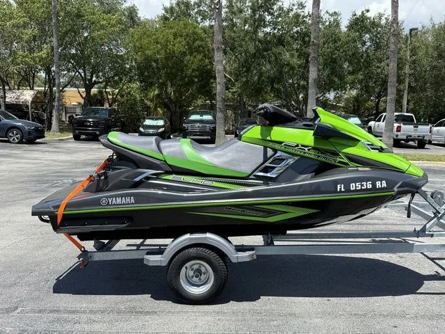 Slide: The Image of Yamaha FX SVHO 2016 - 3