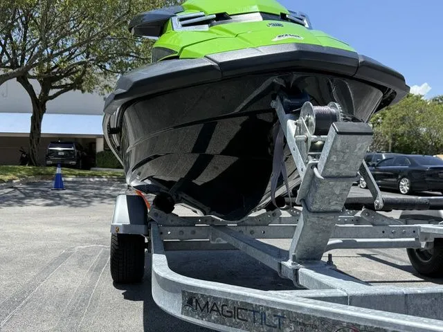 Slide: The Image of Yamaha FX SVHO 2016 - 6