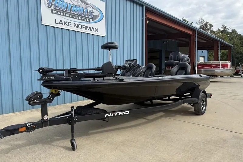 Slide: The Image of 2026 Nitro Z18 Pro boat at Foothills Marine Center, Lake Norman. - 6