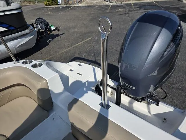 Slide: The Image of Hurricane SunDeck 191 OB 2022 - 10