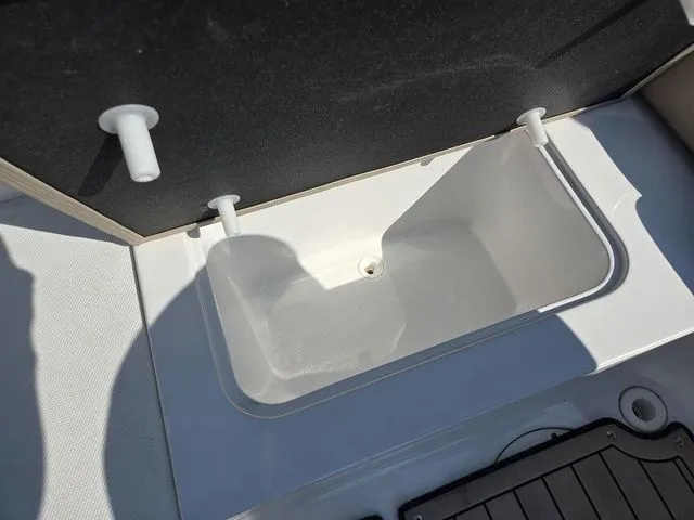 Slide: The Image of Hurricane SunDeck 191 OB 2022 - 12