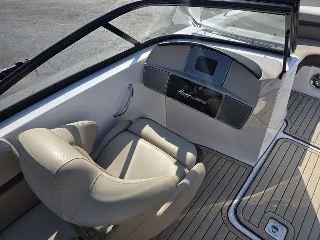 Slide: The Image of Hurricane SunDeck 191 OB 2022 - 14