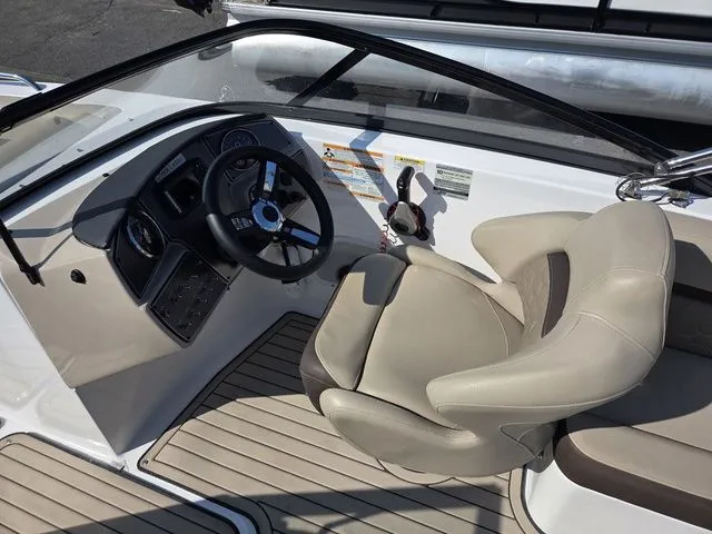 Slide: The Image of Hurricane SunDeck 191 OB 2022 - 18