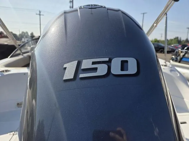 Slide: The Image of Hurricane SunDeck 191 OB 2022 - 7