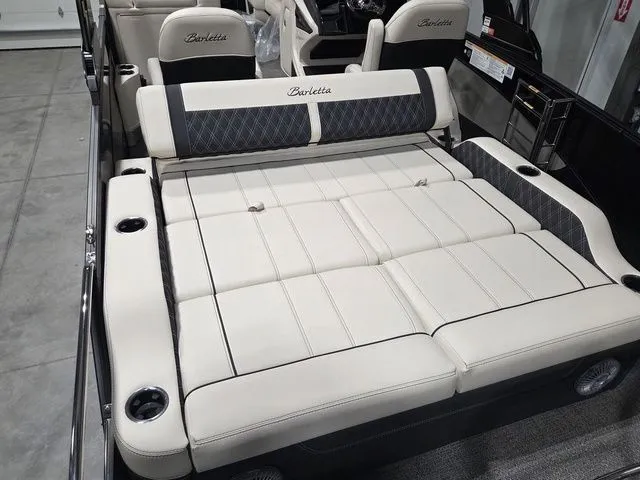 Slide: The Image of Barletta Lusso 25UC 2026 - 12