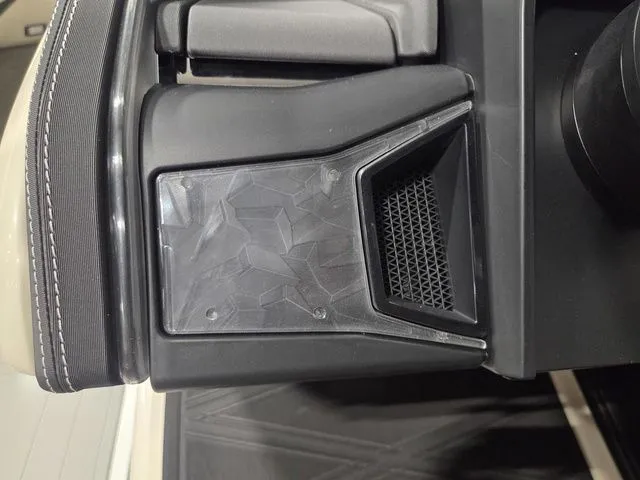 Slide: The Image of Barletta Lusso 25UC 2026 - 17