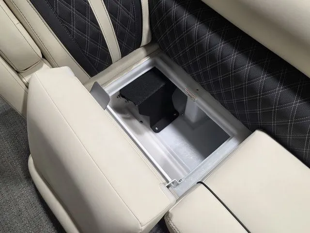 Slide: The Image of Barletta Lusso 25UC 2026 - 27