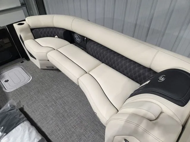 Slide: The Image of Barletta Lusso 25UC 2026 - 28