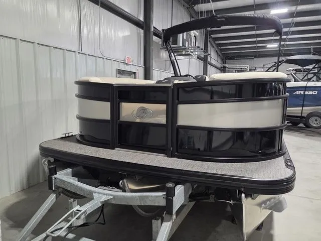 Slide: The Image of Barletta Lusso 25UC 2026 - 3