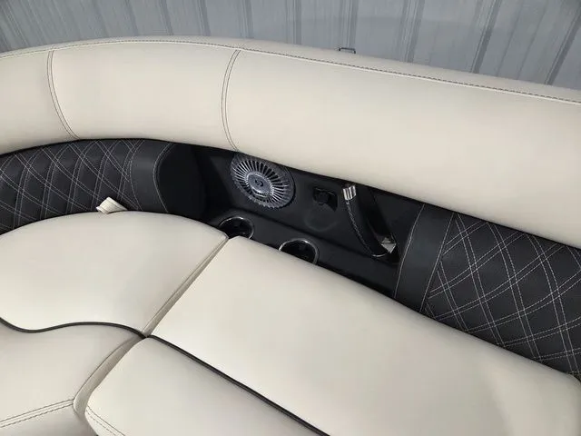 Slide: The Image of Barletta Lusso 25UC 2026 - 31