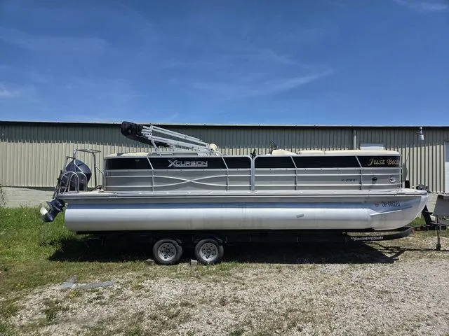 The Image of Excursion X-23 RF 2012 - 1