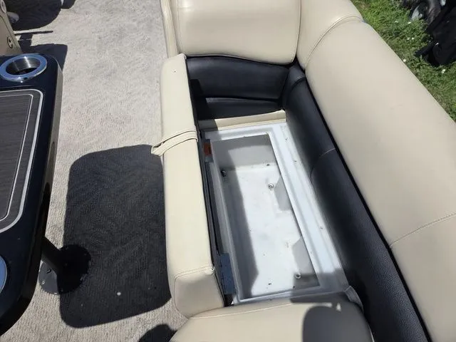 Slide: The Image of Excursion X-23 RF 2012 - 12