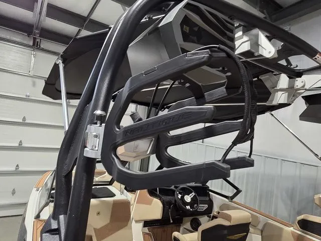 Slide: The Image of Nautique Super Air Nautique GS22 2026 - 28