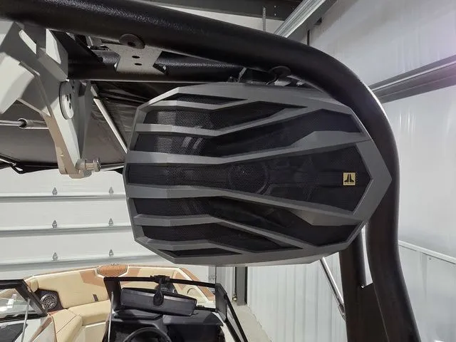 Slide: The Image of Nautique Super Air Nautique GS22 2026 - 30