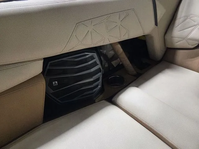 Slide: The Image of Nautique Super Air Nautique G25 Paragon 2026 - 30