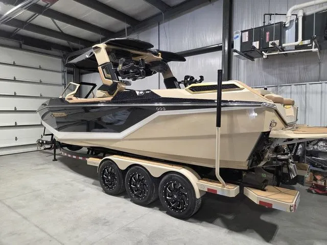 Slide: The Image of Nautique Super Air Nautique G25 Paragon 2026 - 6