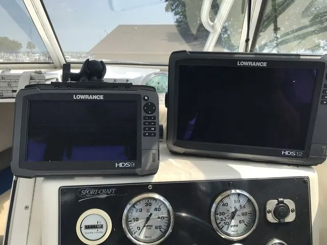 Slide: The Image of Sport-Craft 241 Walkaround 2001 - 11