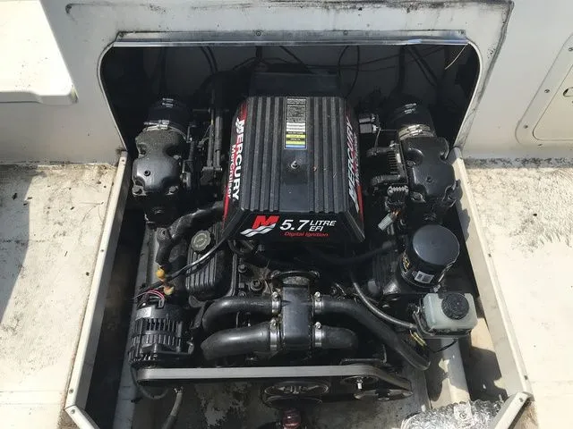 Slide: The Image of Sport-Craft 241 Walkaround 2001 - 15