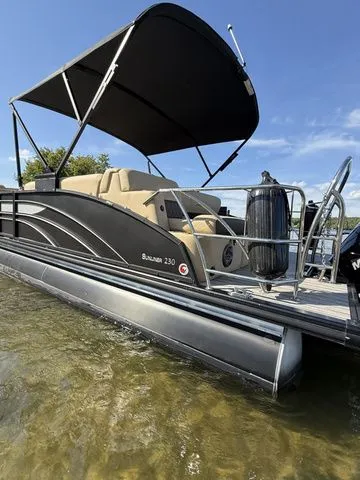 Slide: The Image of Harris 230 Sunliner SL W/ 2020 Floe VSD-6500 2023 - 17