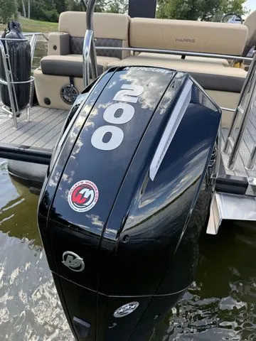 Slide: The Image of Harris 230 Sunliner SL W/ 2020 Floe VSD-6500 2023 - 24