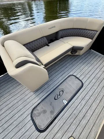 Slide: The Image of Harris 230 Sunliner SL W/ 2020 Floe VSD-6500 2023 - 32