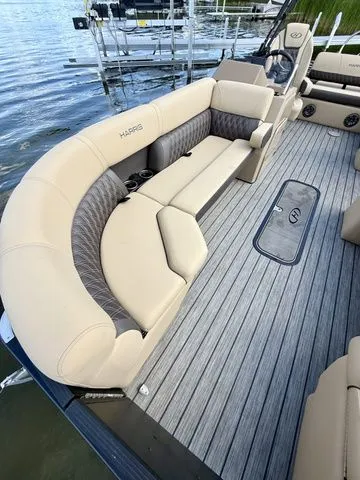 Slide: The Image of Harris 230 Sunliner SL W/ 2020 Floe VSD-6500 2023 - 34