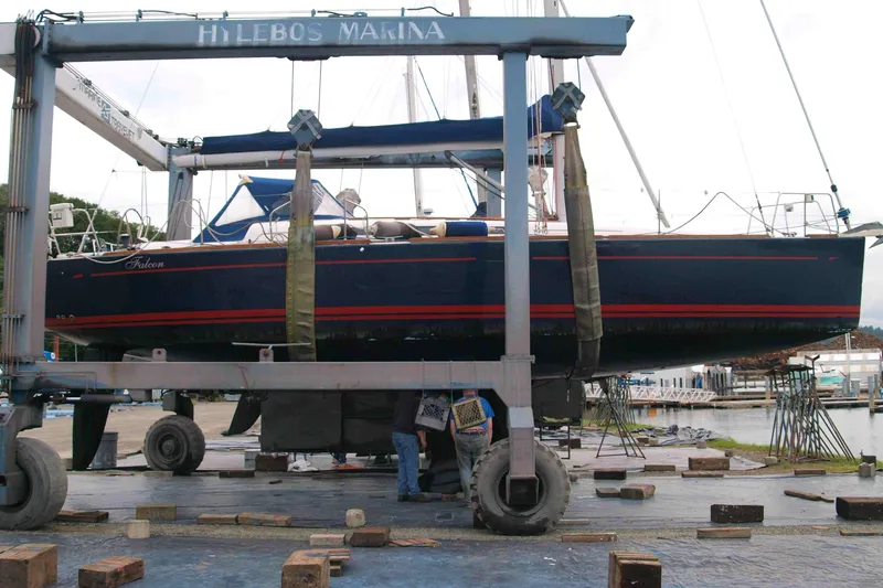 Slide: The Image of Dufour 40 Performance 2004 sailboat in dry dock at Hylebos Marina. - 3