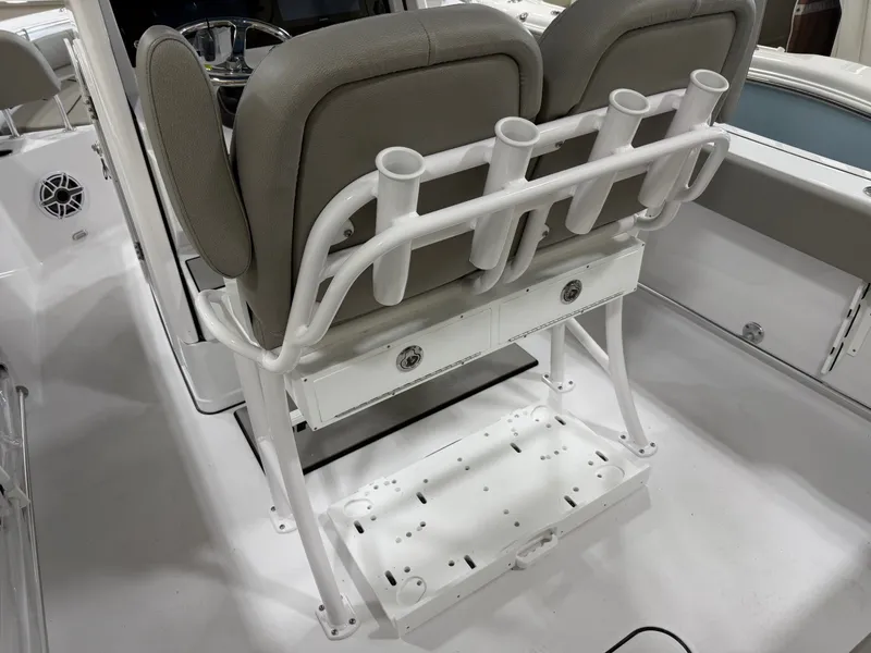 Slide: The Image of Sportsman Heritage 231 Center Console 2025 - 2