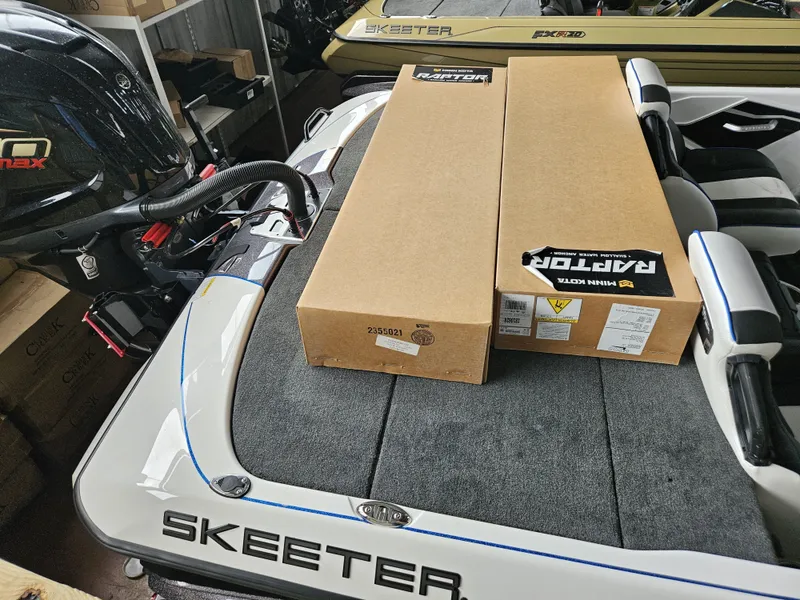 Slide: The Image of Skeeter FXR20 FLEX 2026 - 13