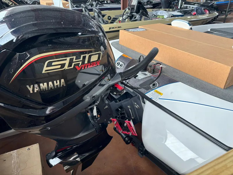 Slide: The Image of Skeeter FXR20 FLEX 2026 - 17