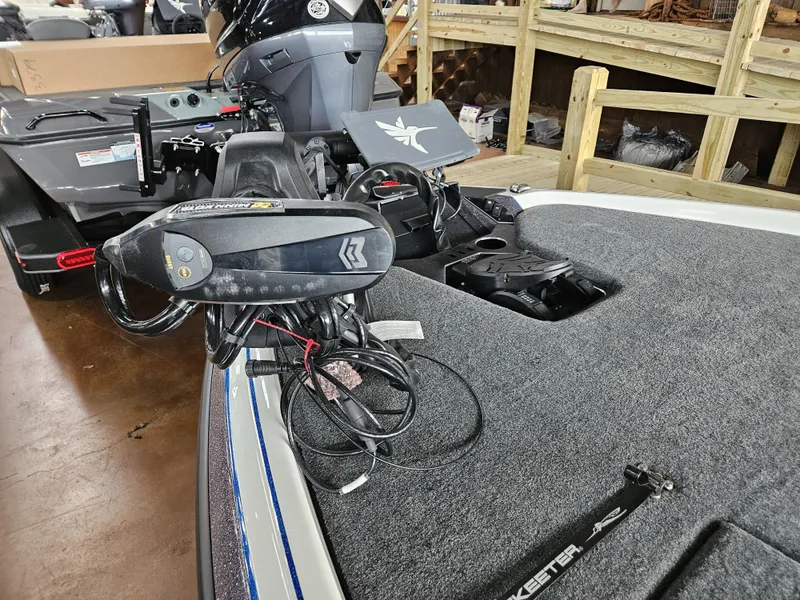 Slide: The Image of Skeeter FXR20 FLEX 2026 - 3