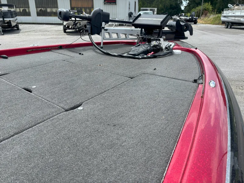 Slide: The Image of Skeeter TZX190 2013 - 10