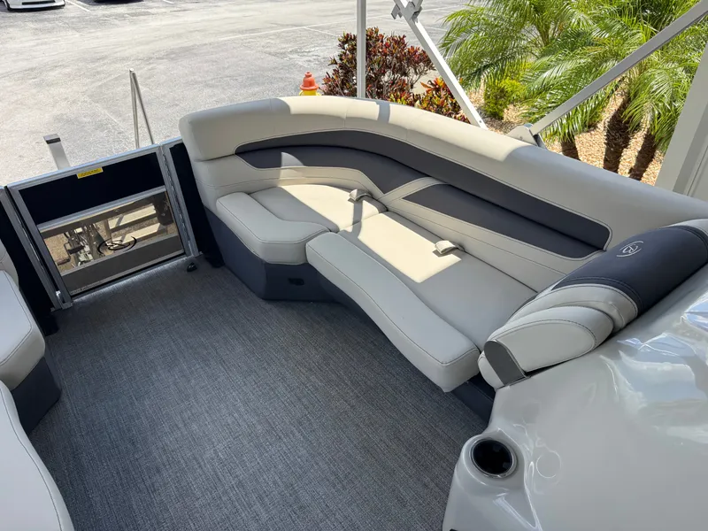 Slide: The Image of Barletta C22UC 2022 - 11