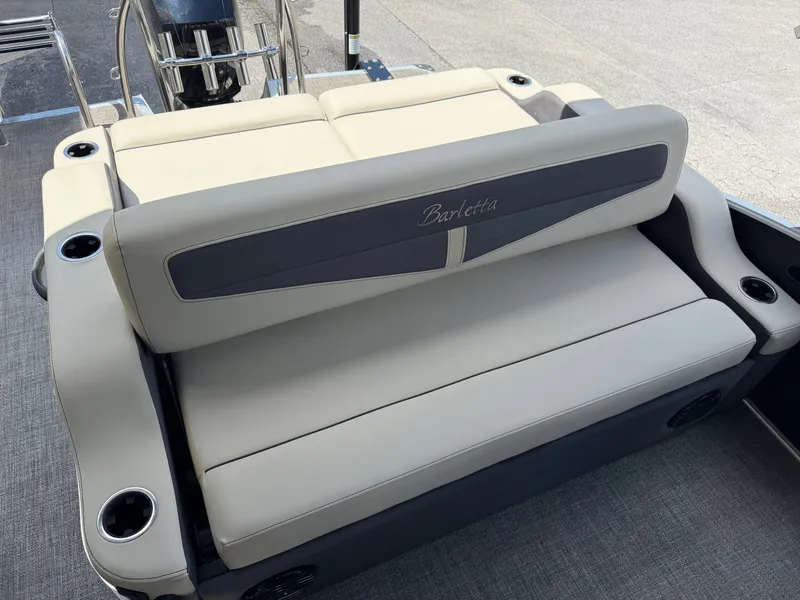 Slide: The Image of Barletta C22UC 2022 - 15