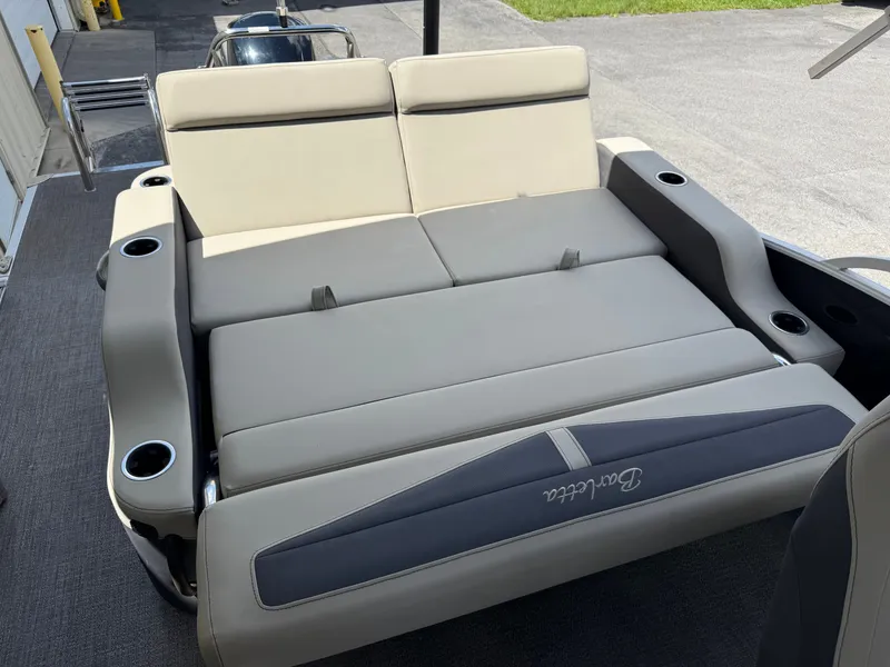 Slide: The Image of Barletta C22UC 2022 - 16