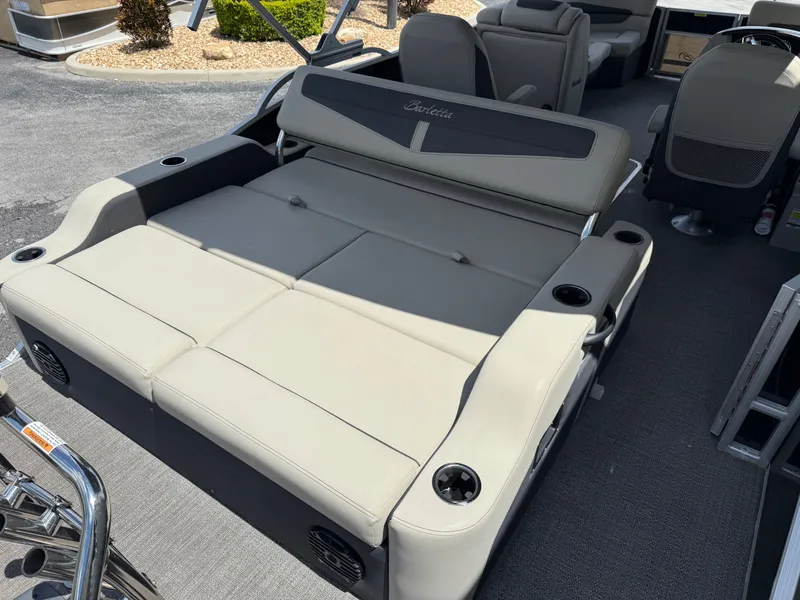 Slide: The Image of Barletta C22UC 2022 - 17