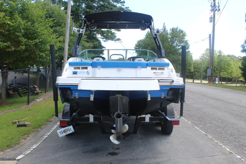 Slide: The Image of Chaparral 23 H20 SURF 2019 - 5