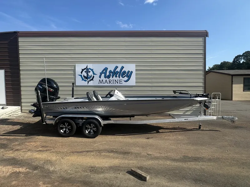 Slide: The Image of Xpress Hyper-Lift Bass Series H20 2026 - 1