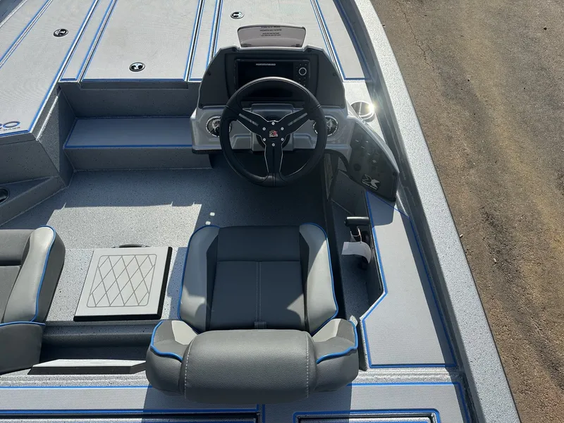 Slide: The Image of Xpress Hyper-Lift Bass Series H20 2026 - 6