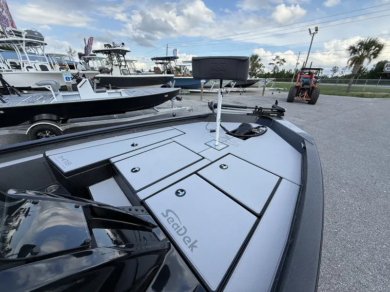 Slide: The Image of Xpress H18 Bass 2026 - 5