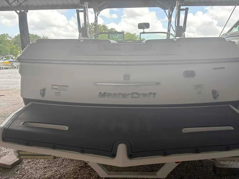 Slide: The Image of MasterCraft X30 2013 - 4