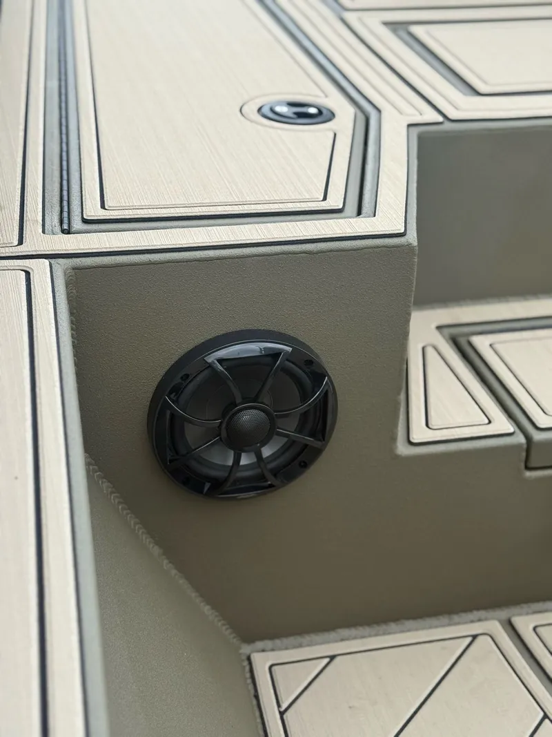 Slide: The Image of Thor Lake Hammer 2026 - 11