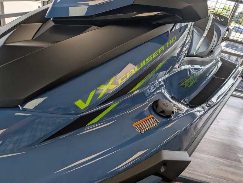 Slide: The Image of Yamaha VX CRUISER HO 2025 - 10