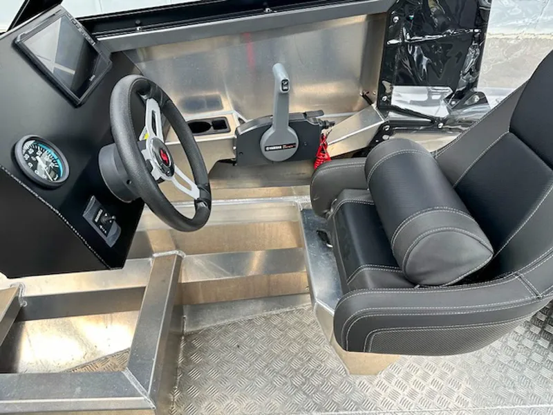 Slide: The Image of Stabi-Craft 1850 Fisher Offshore 2021 - 12