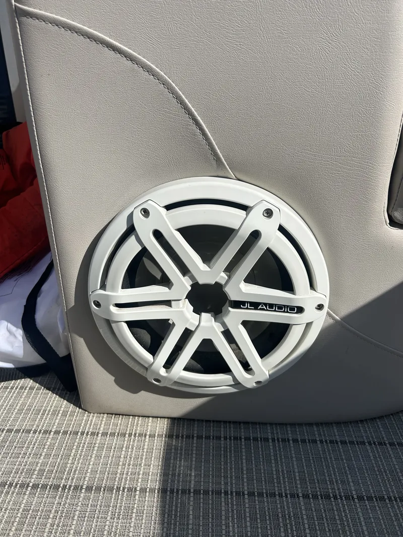 Slide: The Image of Brunswick Boat Group HSUN24 2018 - 7