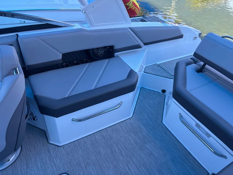 Slide: The Image of Cobalt R6 2022 - 9