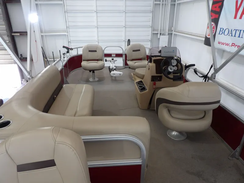 Slide: The Image of Sun Tracker 18 Bass Buggy 2019 - 17