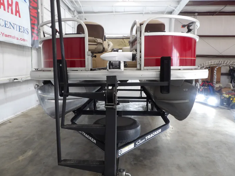 Slide: The Image of Sun Tracker 18 Bass Buggy 2019 - 7